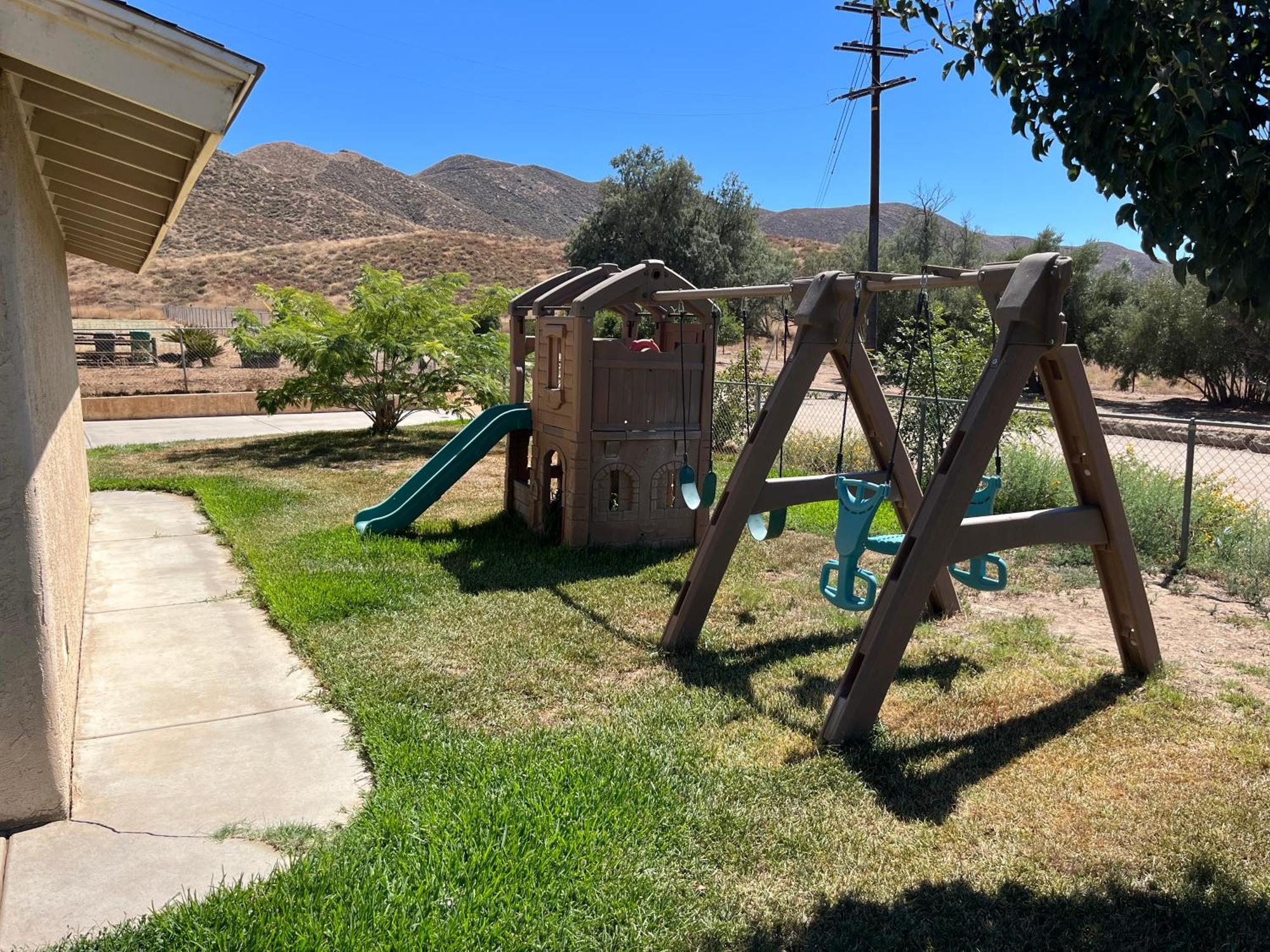 Peaceful & Cozy 3 Bedroom Ranch-Home W/Fireplace 헤멧 외부 사진